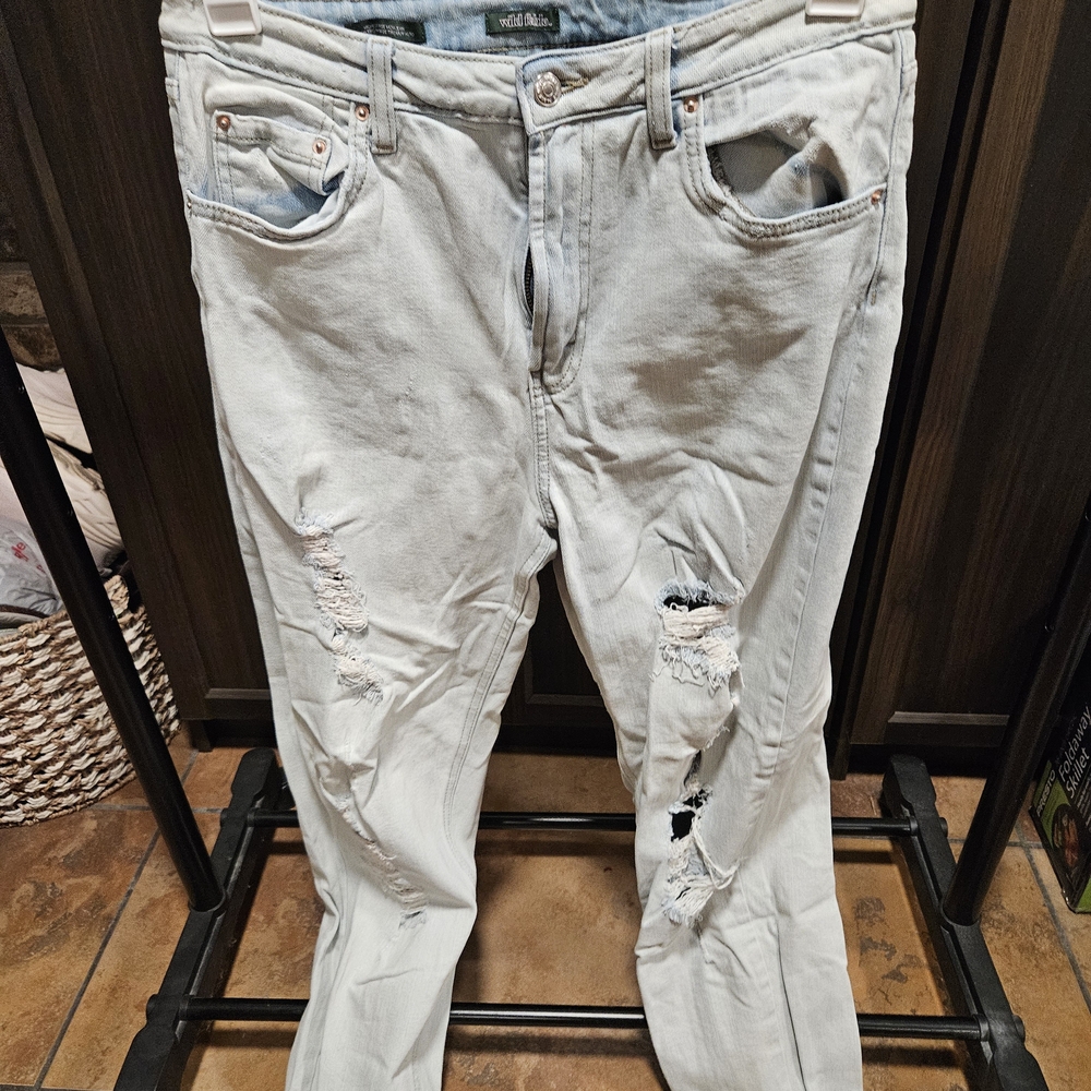 Wild Fable Women's Light Blue High Rise Distressed Jeans